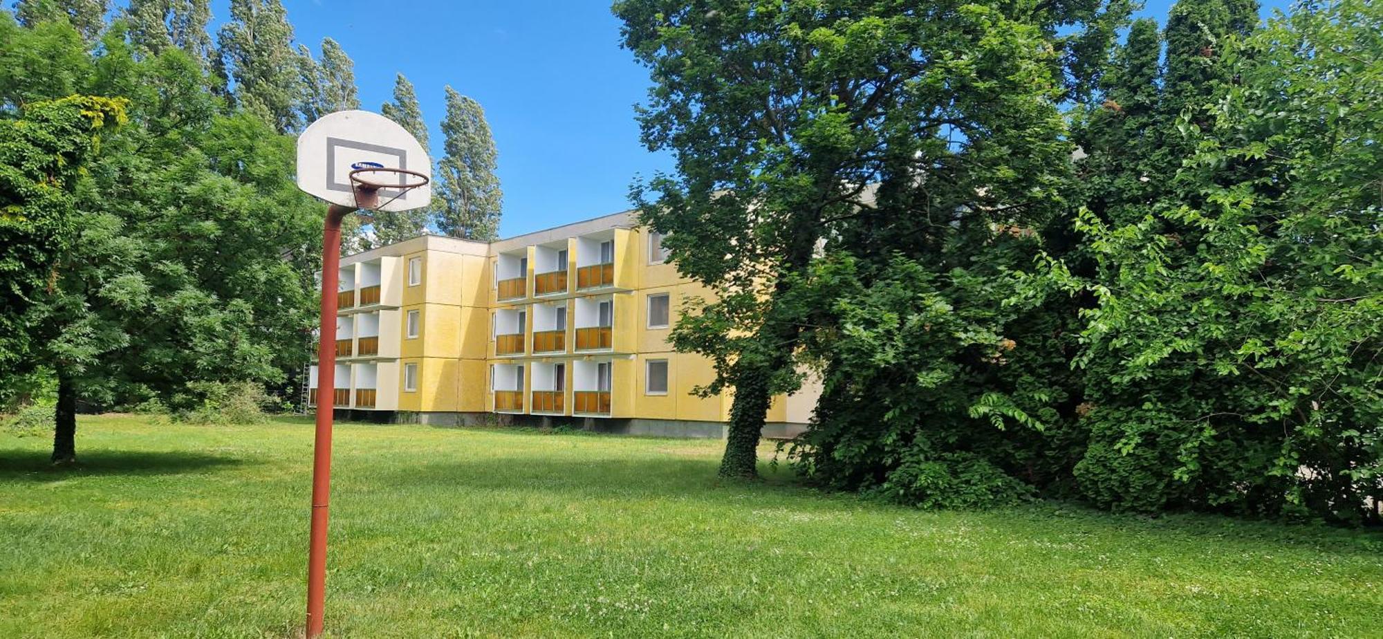 Aranypart Hostel Сиофок Екстериор снимка