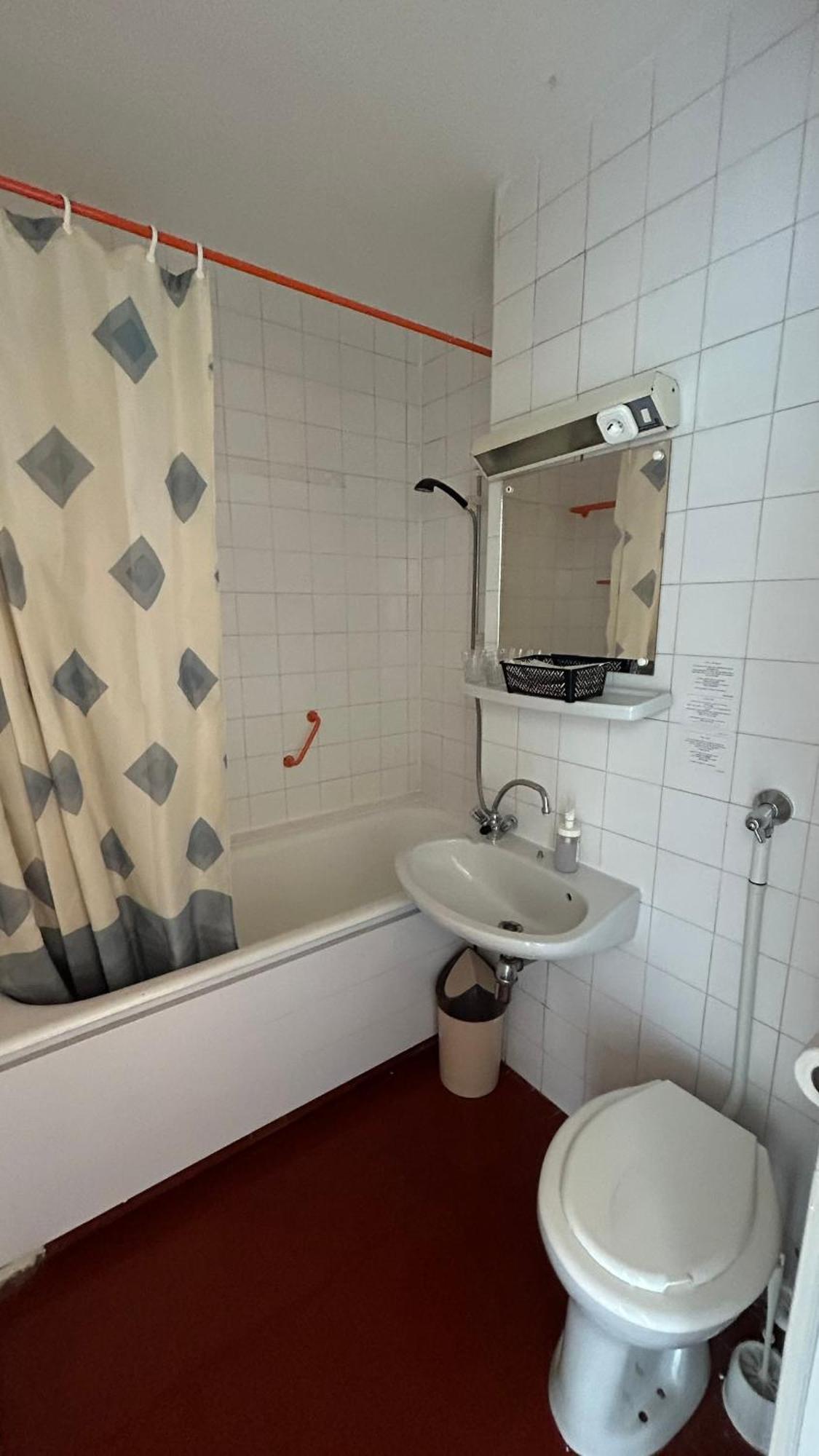 Aranypart Hostel Сиофок Екстериор снимка