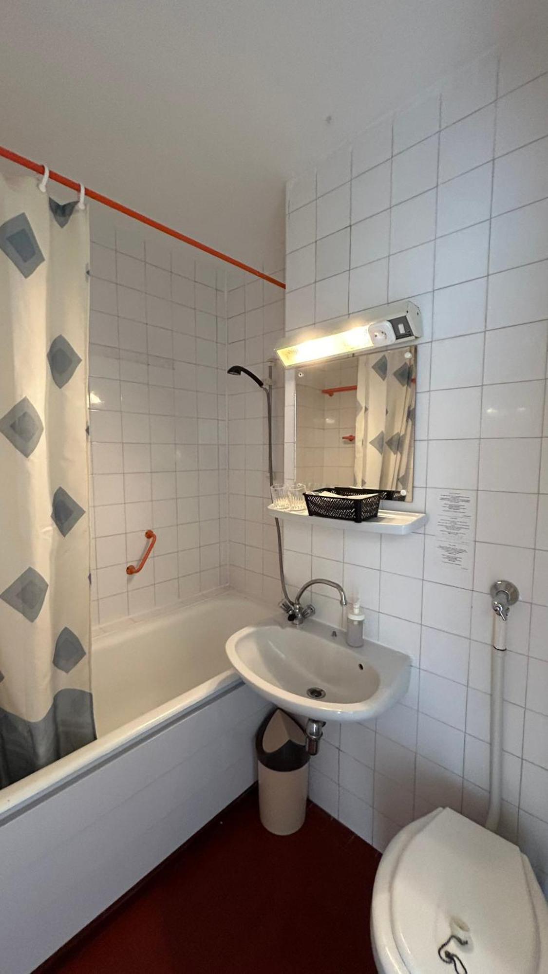 Aranypart Hostel Сиофок Екстериор снимка