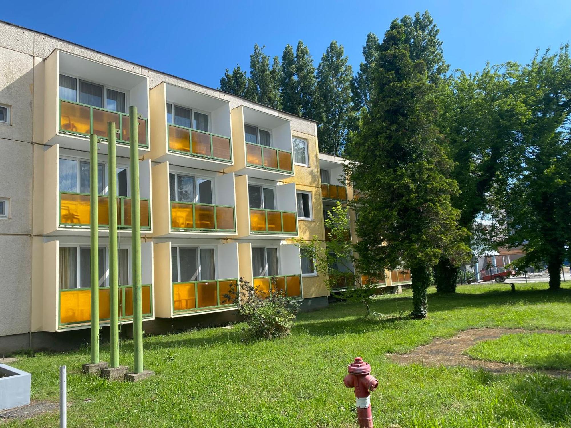 Aranypart Hostel Сиофок Екстериор снимка